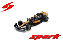 Indlæs billede til gallerivisning McLAREN F1 MCL60 TEAM McLAREN N 81 LAS VEGAS GP 2023 OSCAR PIASTRI ORANGE BLUE BLACK 1:43