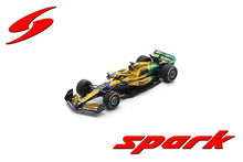 Indlæs billede til gallerivisning Mclaren MCL 38 #81 OSCAR PIASTRI 2nd MONACO GP - SENNA 30th ANNIVERSARY LIVERY 2024 gul/blå/grøn 1:43