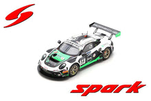 Indlæs billede til gallerivisning Porsche 911 GT3 R #54 BACHLER/ENGELHART/CAIROLI 24H SPA 2021 hvid/sort/grøn 1:43