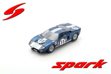 Indlæs billede til gallerivisning Ford GT40 #11 MILES/McLAREN 2nd 12H SEBRING 1965 blå/hvid 1:43