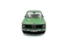Indlæs billede til gallerivisning BMW 1602 TAIGA 1971 LIGHT GREEN 1:18