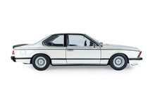 Indlæs billede til gallerivisning BMW 6-SERIES 635 CSi (E24) COUPE 1984 WHITE 1:18