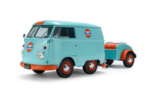 Indlæs billede til gallerivisning VOLKSWAGEN T1 VAN KOOL COMBI WITH TRAILER GULF OIL TRIBUTE 1950 LIGHT BLUE ORANGE 1:18