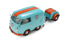 Indlæs billede til gallerivisning VOLKSWAGEN T1 VAN KOOL COMBI WITH TRAILER GULF OIL TRIBUTE 1950 LIGHT BLUE ORANGE 1:18