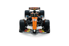 Indlæs billede til gallerivisning McLaren MCL39 Lando Norris #4 GP Monaco '25 Formule 1 orange/sort/blå 1:18