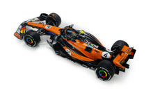 Indlæs billede til gallerivisning McLaren MCL39 Lando Norris #4 GP Monaco '25 Formule 1 orange/sort/blå 1:18