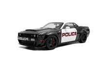 Indlæs billede til gallerivisning Dodge CHALLENGER R/T SCAT PACK WIDEBODY - HIGHWAY POLICE 2023 sort/hvid 1:18