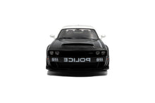 Indlæs billede til gallerivisning Dodge CHALLENGER R/T SCAT PACK WIDEBODY - HIGHWAY POLICE 2023 sort/hvid 1:18
