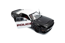 Indlæs billede til gallerivisning Dodge CHALLENGER R/T SCAT PACK WIDEBODY - HIGHWAY POLICE 2023 sort/hvid 1:18