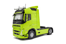 Indlæs billede til gallerivisning VOLVO FH GLOBETROTTER XL 2023 NEON GREEN 1:24