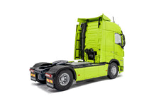 Indlæs billede til gallerivisning VOLVO FH GLOBETROTTER XL 2023 NEON GREEN 1:24