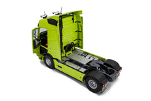 Indlæs billede til gallerivisning VOLVO FH GLOBETROTTER XL 2023 NEON GREEN 1:24
