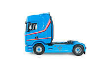 Indlæs billede til gallerivisning Scania 580S HIGHLINE - 113 TRIBUTE 2023 blå/rød 1:24