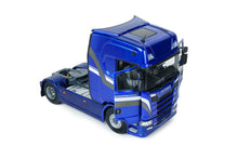 Indlæs billede til gallerivisning SCANIA 580S HIGHLINEnMETALLIC BLUE 2023 1:24