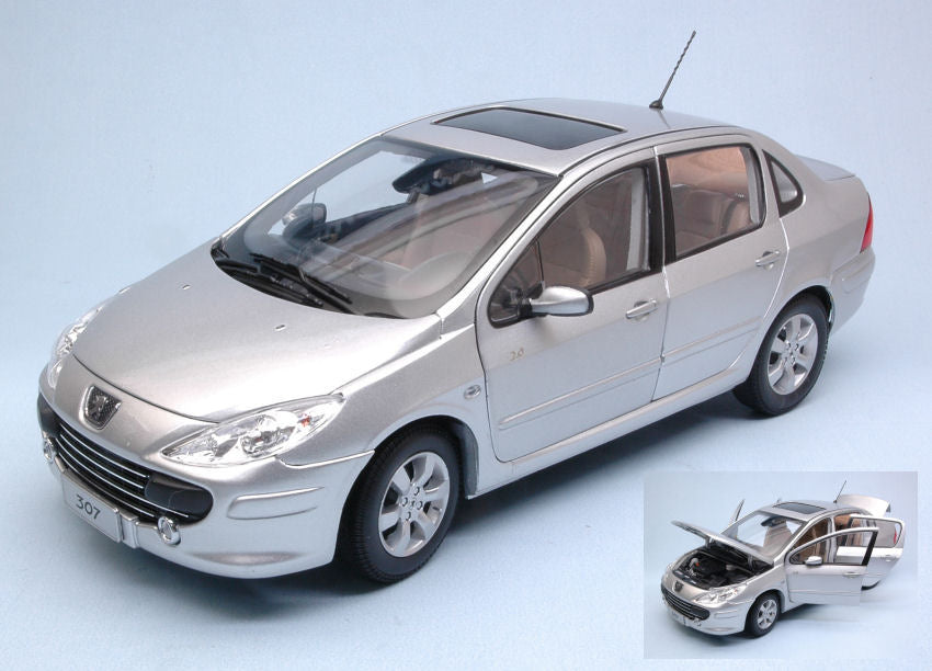 Peugeot 307 | Carrinho de metal da Paudi Models Escala 1/18 Peugeot 307 | Carrinho de metal da Paudi Models Escala 1/18