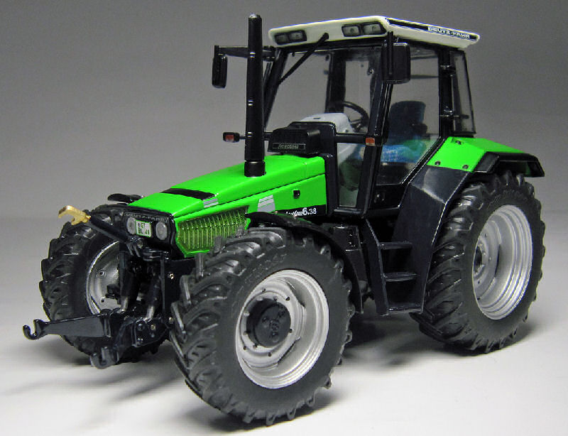 DEUTZ-FAHR AGROSTAR 6.38 1993-1995 1:32