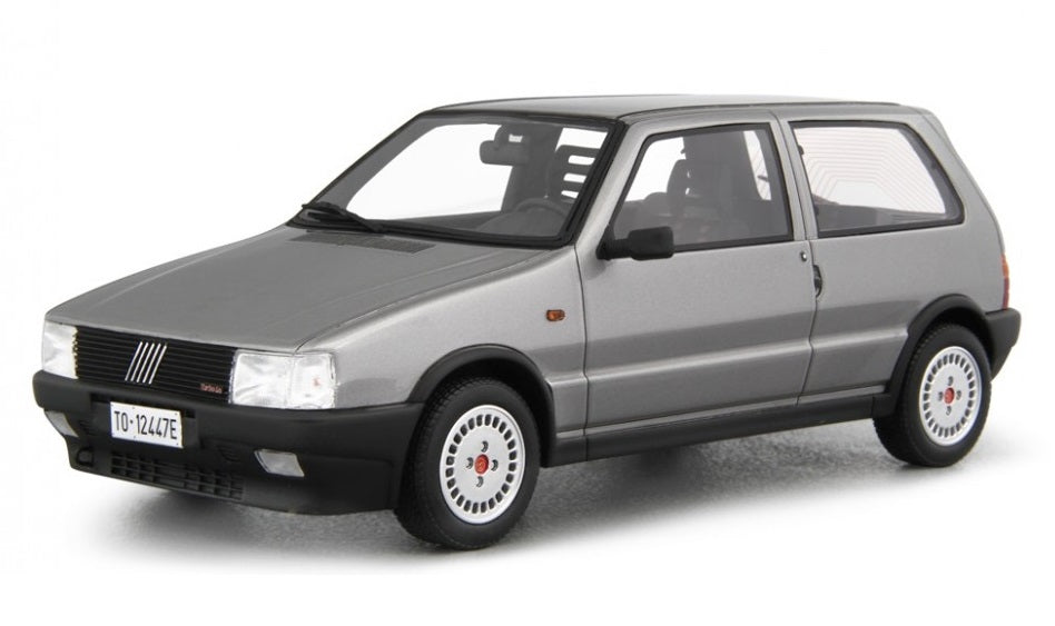 FIAT UNO TURBO I.E.1985 SILVER 1:18