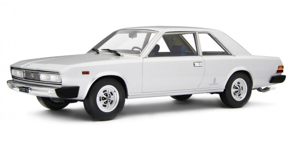 FIAT 130 COUPE 1971 SILVER 1:18