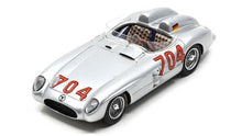 Indlæs billede til gallerivisning MERCEDES 300 SLR N.704 MM 1955 H.HERMANN-H.EGER 1:43