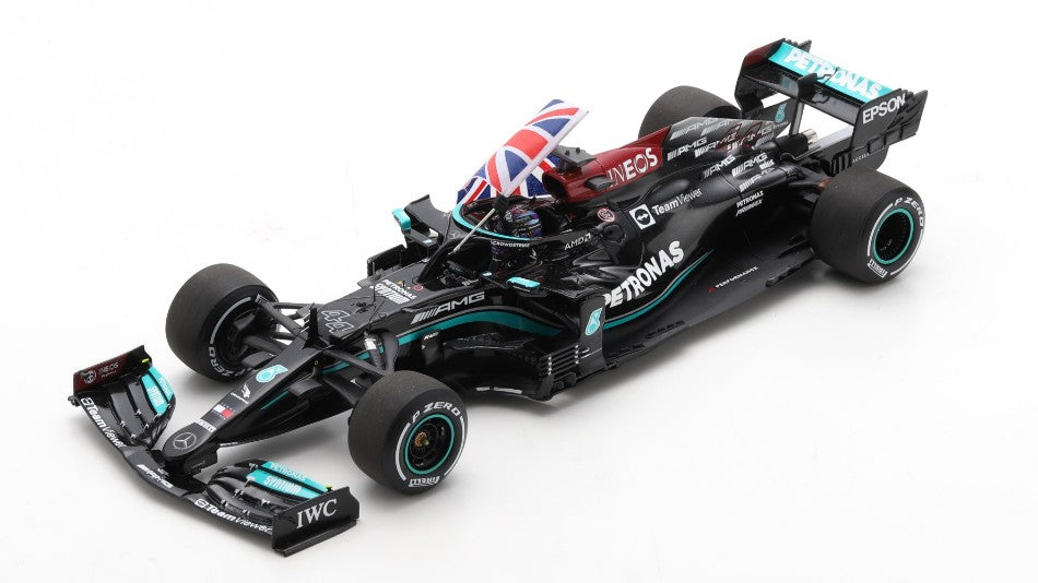 MERCEDES F1 W12 LEWIS HAMILTON 2021 N.44 WINNER BRITISH GP 1:18