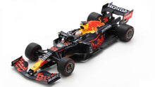 Indlæs billede til gallerivisning RED BULL RB16B MAX VERSTAPPEN 2021 WINNER ABU DHABI GP W/COVER 1:18