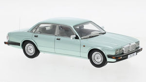 JAGUAR XJ40 SEVEREIGN MET.LIGHT GREEN 1:43
