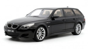 BMW E61 M5 2004 MET.BLACK os 1:18