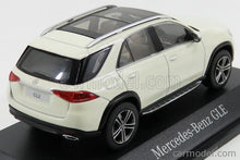 Indlæs billede til gallerivisning 1:43 MERCEDES BENZ GLE-CLASS GLE (V167) DESIGNO DIAMOND WHITE BRIGHT 2018
