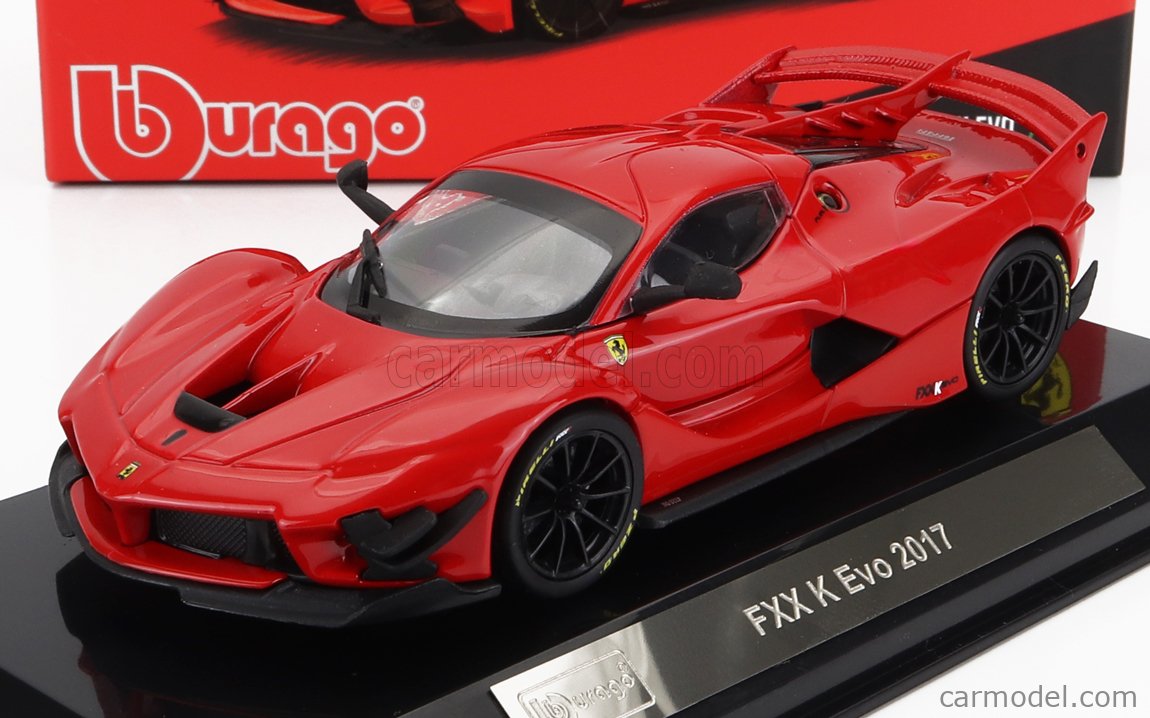FERRARI FXX-K EVO HYBRID 6.3 V12 1050hp 2017 WITH SHOWCASE EXCLUSIVE CARMODEL 1:43
