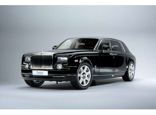 2012 Rolls Royce Phantom Extended Wheelbase, diamond black 1:18