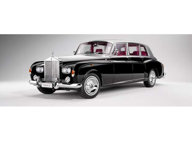Rolls Royce Phantom VI , black/silver 1:18