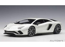 Indlæs billede til gallerivisning 3x 2017 Lamborghini Aventador S, white, green, yellow  1:18