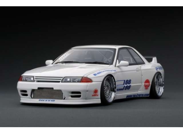 1/18 Pandem Nissan GT-R (BNR32), white 1:18