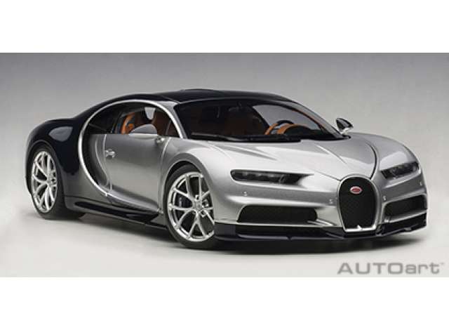 1/18 Bugatti Chiron, silver/blue 1:18