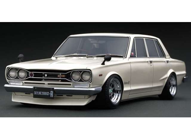 1970 Nissan Skyline 2000 GT-R (PGC10) 4 Doors 14 inch Wheels, white 1:18