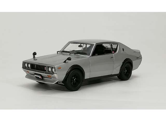 1972 Nissan Skyline 2000 GT-R KPGC110, silver 1:18