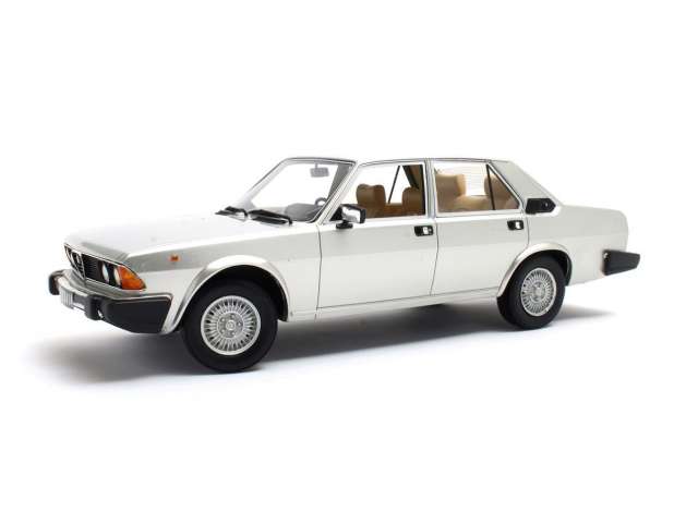 1/18 1979-1983 Alfa Romeo Alfa 6 2.5, silver 1:18