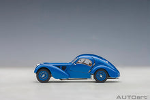 Indlæs billede til gallerivisning BUGATTI 57SC ATLANTIC 1938 - BLUE SPOKED RIMS - CERCHIO A RAGGIO BLUE