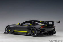 Indlæs billede til gallerivisning Aston Martin Vulcan, matt black with lime green stripes  1:18