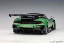 Indlæs billede til gallerivisning Aston Martin Vulcan, apple tree green metallic 1:18