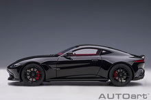 Indlæs billede til gallerivisning ASTON MARTIN VANTAGE 2019 JET BLACK 1:18