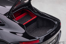 Indlæs billede til gallerivisning ASTON MARTIN VANTAGE 2019 JET BLACK 1:18