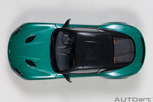 Indlæs billede til gallerivisning 1/18 Aston Martin DBS Superleggera, green 1:18