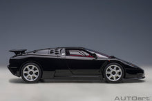 Indlæs billede til gallerivisning 1/18 Bugatti EB110 SS, black 1:18