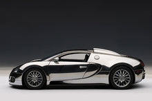 Indlæs billede til gallerivisning BUGATTI VEYRON 16.4 PUR SANG - 2009 - SIGNATURE COLLECTION BLACK CARBON ALUMINIUM CASTING