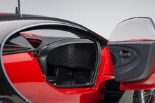 Indlæs billede til gallerivisning Bugatti Vision GT, Italian red/black carbon 1:18