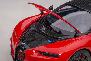 1/18 Bugatti Chiron Sport, red/carbon  1:18