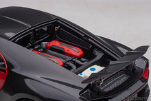 Indlæs billede til gallerivisning 1/18 Bugatti Chiron Sport, red/carbon  1:18