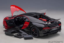 Indlæs billede til gallerivisning BUGATTI CHIRON SPORT 2019 ITALIAN RED/CARBON 1:18