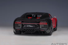 Indlæs billede til gallerivisning BUGATTI CHIRON SPORT 2019 ITALIAN RED/CARBON 1:18